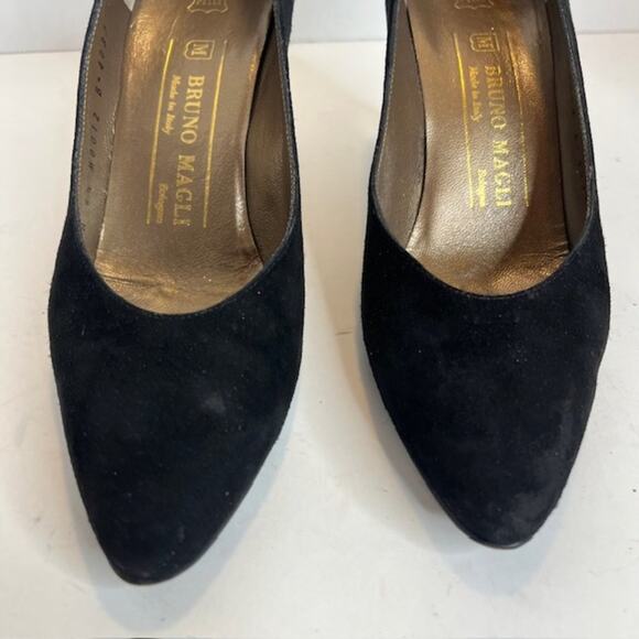 Bruno Magli Black Velvet Designer Heels Size 6.5 Narrow - Picture 10 of 13